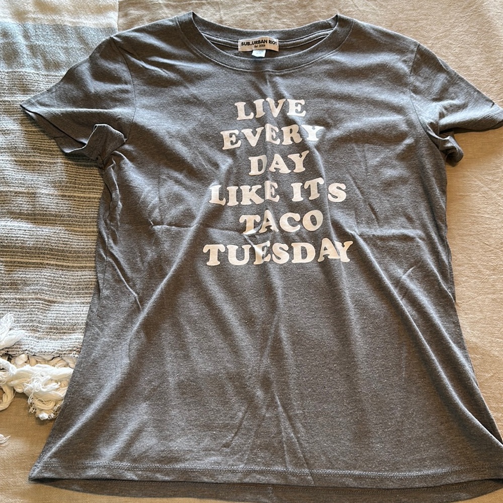 SUBURBAN RIOT tee